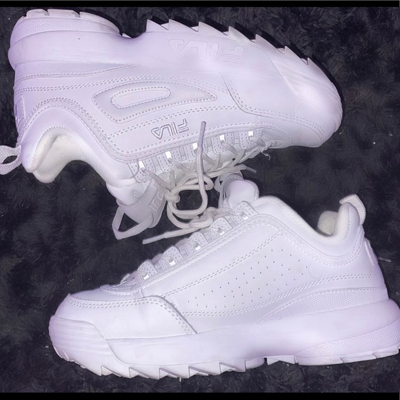 fila distributors white